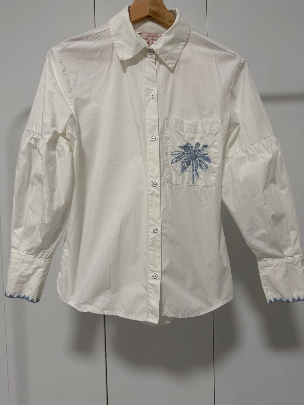 Esprit White Cotton Button-Down Shirt with Blue Palm Embroidery